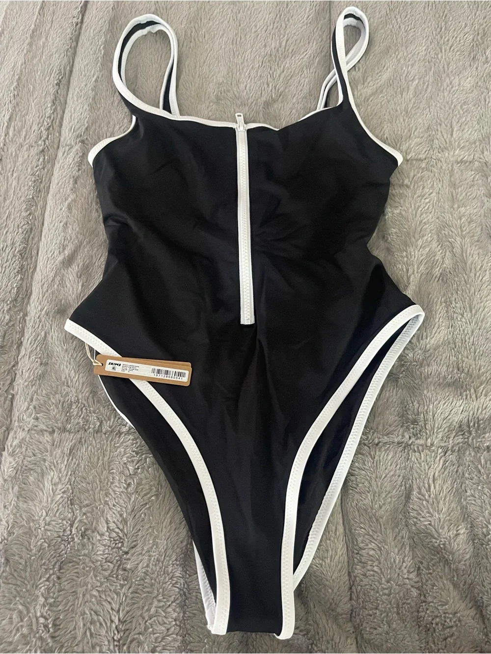 SKIMS Sporty Swim Scoop Neck One Piece